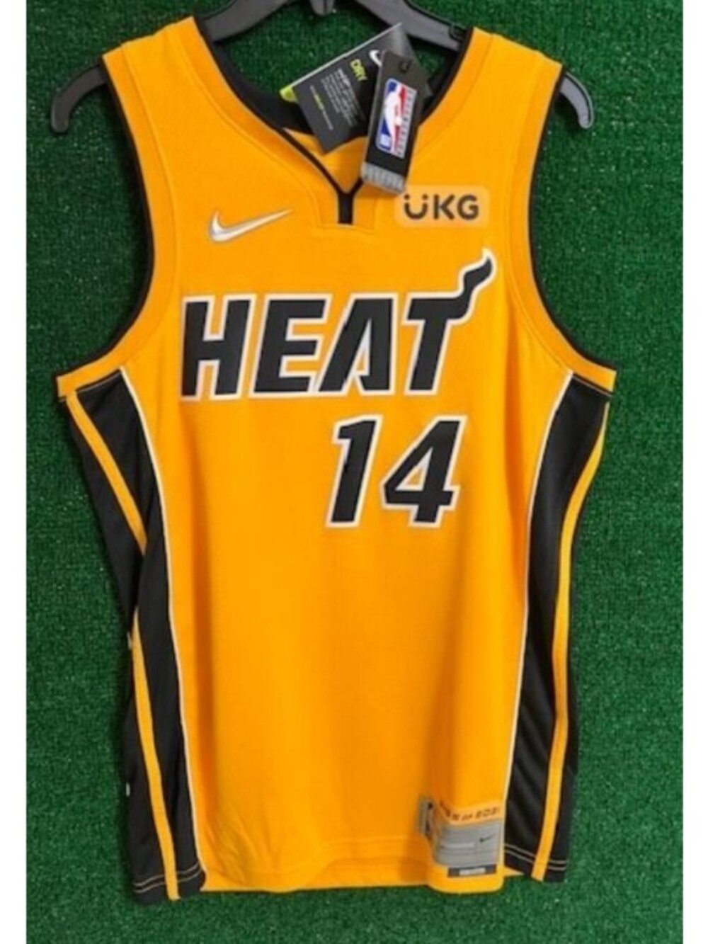 Miami Heat Trophy Gold Jersey Tyler Herro Swingman Numbered Rare CN9934-718 Sz S